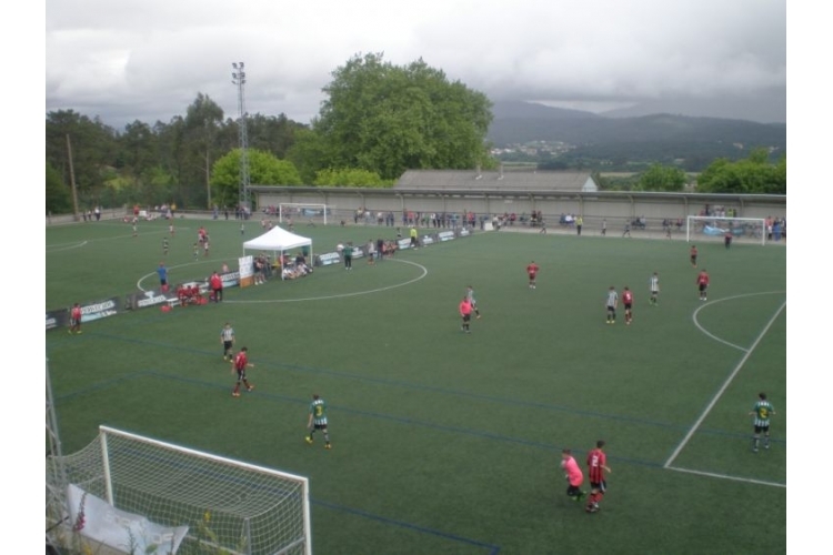 Campo Municipal de Fútbol de Chenlo de Dodro