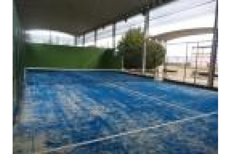 Pista de Pádel Cubierta y pista de Tenis municipales de Olmedo