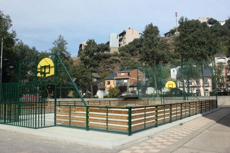 Pistas Deportivas Municipales de Torre del Bierzo