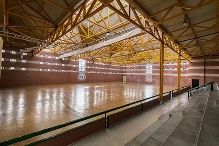 Polideportivo Carbayin Alto (Siero)